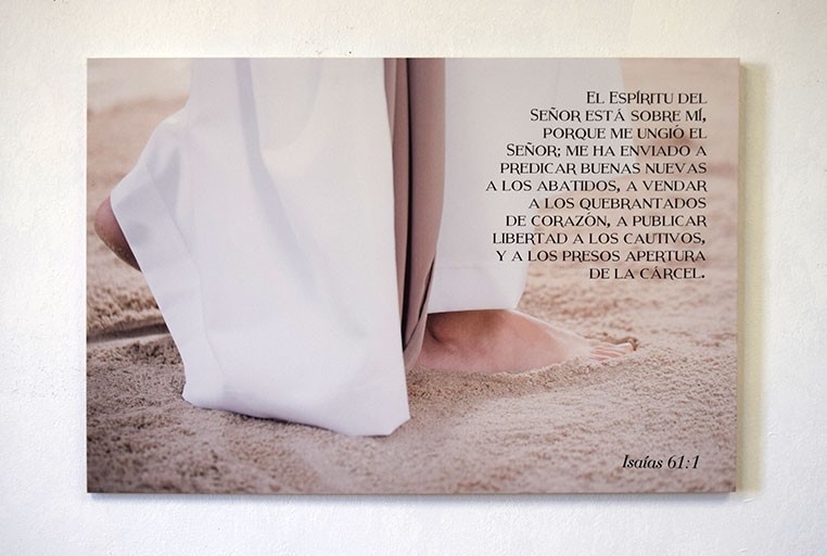 Cuadro canvás Pies (Isaías 61:1)