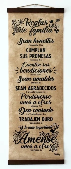 Cuadro enrollable Reglas de familia (1 Pedro 4:8). Vinilo