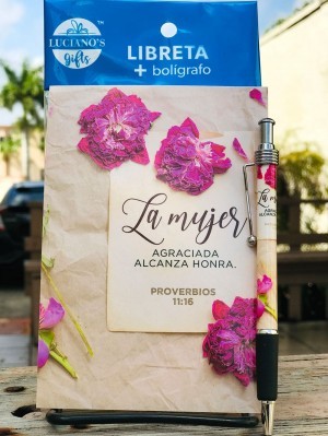 Libreta y bolígrafo La mujer (Proverbios 11:16)